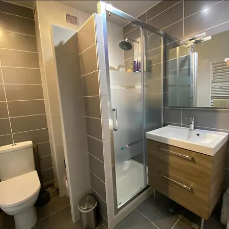 T3 Plein Sud Proche Centre Font-romeu Апартаменты *