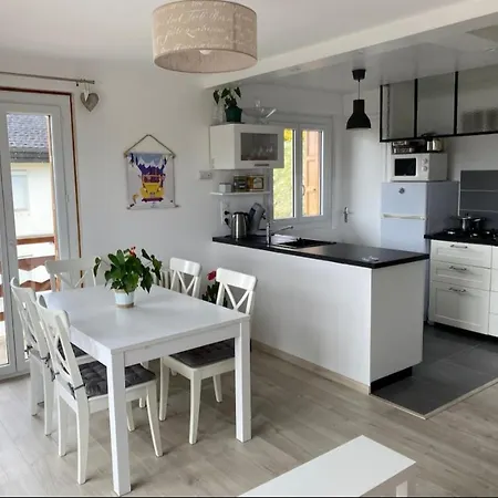 T3 Plein Sud Proche Centre Font-romeu Апартаменты Фон-Ромё